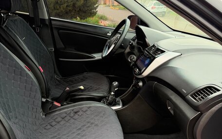 Hyundai Solaris II рестайлинг, 2013 год, 690 000 рублей, 9 фотография