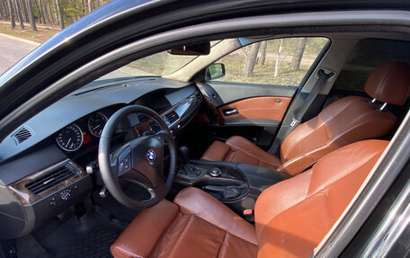 BMW 5 серия, 2005 год, 1 300 000 рублей, 9 фотография