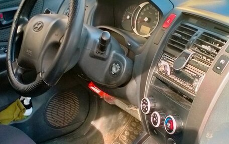 Hyundai Tucson III, 2008 год, 850 000 рублей, 4 фотография