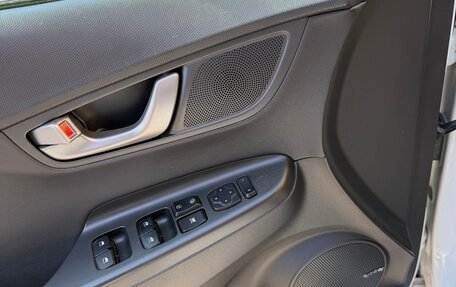 Hyundai Kona I, 2020 год, 1 600 000 рублей, 4 фотография