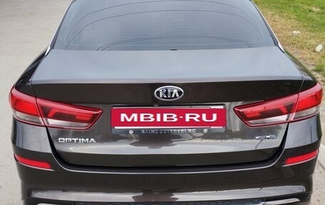 KIA Optima IV, 2019 год, 2 000 000 рублей, 2 фотография