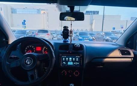 Volkswagen Polo VI (EU Market), 2011 год, 850 000 рублей, 5 фотография