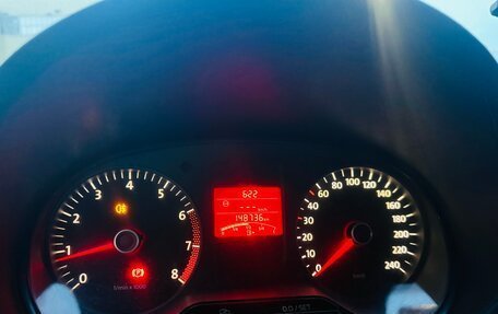 Volkswagen Polo VI (EU Market), 2011 год, 850 000 рублей, 4 фотография