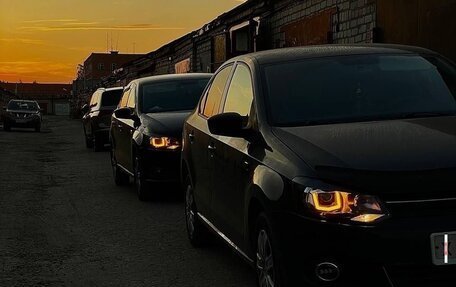 Volkswagen Polo VI (EU Market), 2011 год, 850 000 рублей, 3 фотография