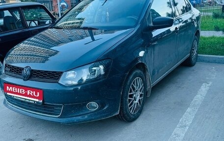 Volkswagen Polo VI (EU Market), 2011 год, 850 000 рублей, 9 фотография