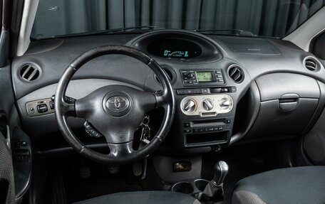 Toyota Yaris I рестайлинг, 2003 год, 399 000 рублей, 6 фотография