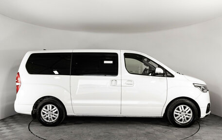 Hyundai H-1 II рестайлинг, 2020 год, 2 549 000 рублей, 4 фотография