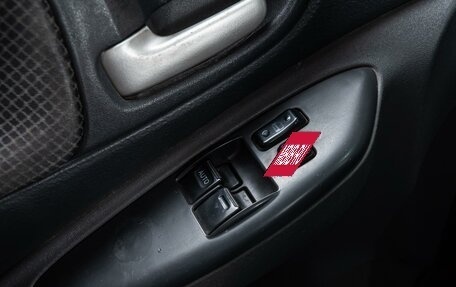 Toyota Yaris I рестайлинг, 2003 год, 399 000 рублей, 16 фотография