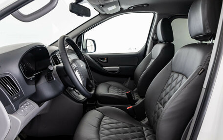 Hyundai H-1 II рестайлинг, 2020 год, 2 549 000 рублей, 17 фотография