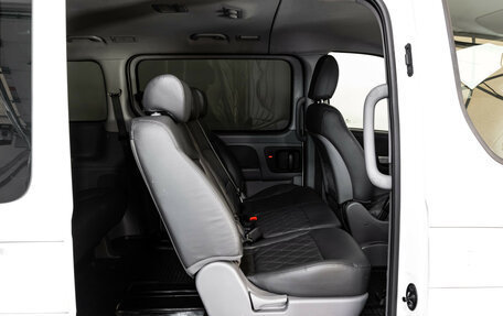 Hyundai H-1 II рестайлинг, 2020 год, 2 549 000 рублей, 21 фотография