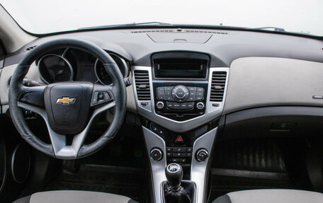 Chevrolet Cruze II, 2012 год, 680 000 рублей, 13 фотография