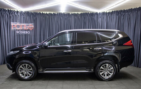 Mitsubishi Pajero Sport III рестайлинг, 2018 год, 3 249 000 рублей, 8 фотография