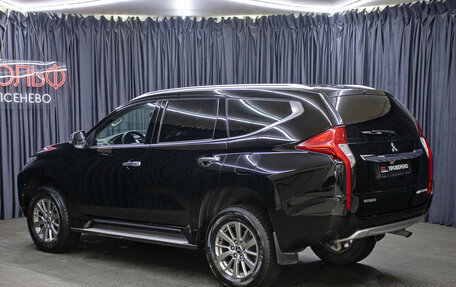 Mitsubishi Pajero Sport III рестайлинг, 2018 год, 3 249 000 рублей, 7 фотография