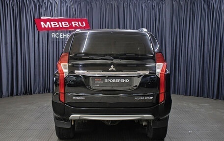 Mitsubishi Pajero Sport III рестайлинг, 2018 год, 3 249 000 рублей, 6 фотография