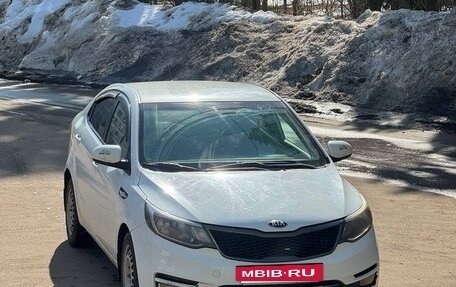 KIA Rio III рестайлинг, 2016 год, 415 000 рублей, 6 фотография