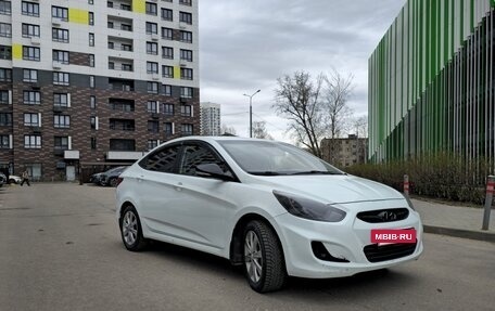 Hyundai Solaris II рестайлинг, 2012 год, 750 000 рублей, 4 фотография