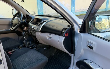 Mitsubishi L200 IV рестайлинг, 2012 год, 1 450 000 рублей, 29 фотография