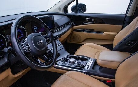 KIA Carnival, 2020 год, 3 650 000 рублей, 8 фотография