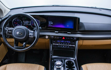 KIA Carnival, 2020 год, 3 650 000 рублей, 12 фотография