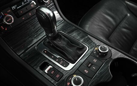 Volkswagen Touareg III, 2013 год, 2 177 000 рублей, 12 фотография