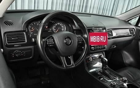 Volkswagen Touareg III, 2013 год, 2 177 000 рублей, 6 фотография