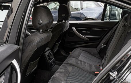 BMW 3 серия, 2018 год, 2 180 000 рублей, 15 фотография