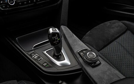 BMW 3 серия, 2018 год, 2 180 000 рублей, 16 фотография