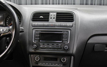 Volkswagen Polo VI (EU Market), 2015 год, 998 000 рублей, 15 фотография