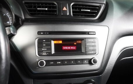 KIA Rio III рестайлинг, 2015 год, 879 000 рублей, 13 фотография