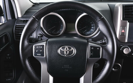 Toyota Land Cruiser Prado 150 рестайлинг 2, 2012 год, 2 649 000 рублей, 16 фотография