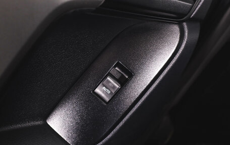 Toyota Land Cruiser Prado 150 рестайлинг 2, 2012 год, 2 649 000 рублей, 27 фотография