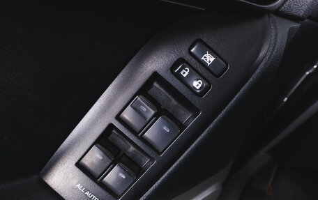 Toyota Land Cruiser Prado 150 рестайлинг 2, 2012 год, 2 649 000 рублей, 26 фотография