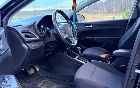 Hyundai Solaris II рестайлинг, 2018 год, 1 390 000 рублей, 11 фотография