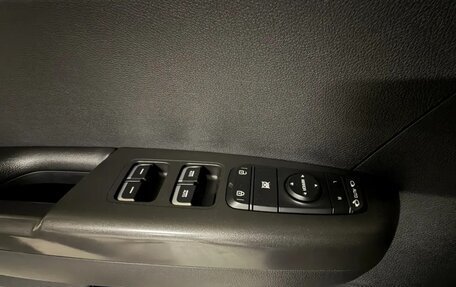 KIA Sportage IV рестайлинг, 2018 год, 2 080 000 рублей, 7 фотография