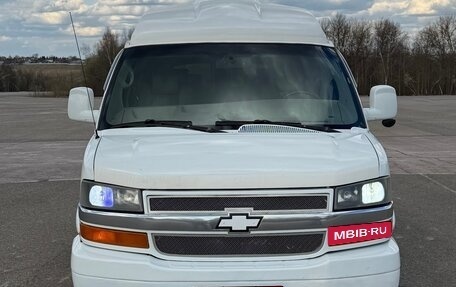 Chevrolet Express II, 2011 год, 2 000 000 рублей, 1 фотография