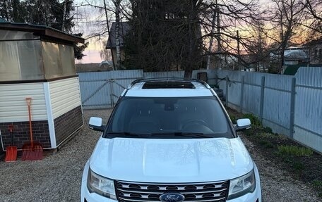 Ford Explorer VI, 2018 год, 2 920 000 рублей, 2 фотография