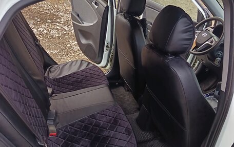 Hyundai Solaris II рестайлинг, 2013 год, 790 000 рублей, 10 фотография