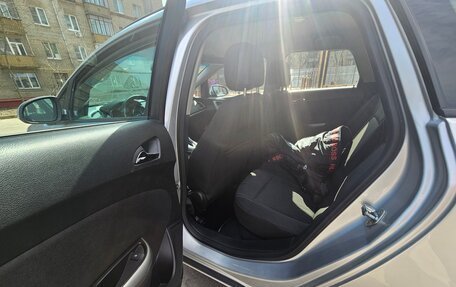 Opel Astra J, 2011 год, 970 000 рублей, 15 фотография