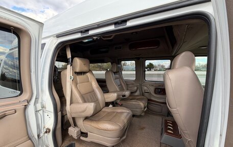 Chevrolet Express II, 2011 год, 2 000 000 рублей, 14 фотография