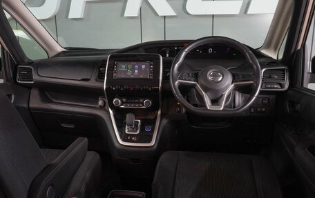 Nissan Serena IV, 2018 год, 2 499 000 рублей, 6 фотография