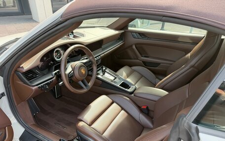 Porsche 911, 2023 год, 23 500 000 рублей, 13 фотография