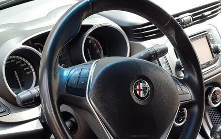 Alfa Romeo Giulietta, 2014 год, 1 300 000 рублей, 5 фотография