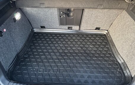 Volkswagen Tiguan I, 2013 год, 1 860 000 рублей, 29 фотография