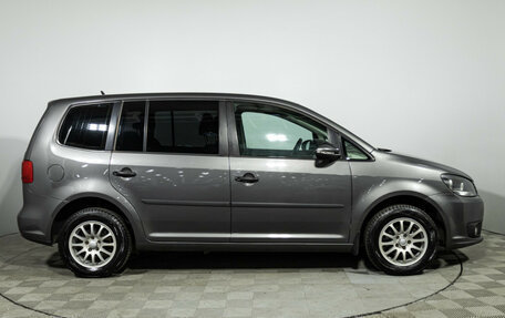Volkswagen Touran III, 2010 год, 499 585 рублей, 4 фотография