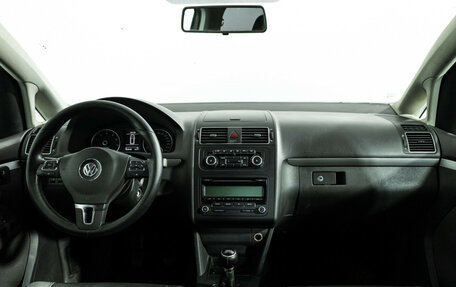 Volkswagen Touran III, 2010 год, 499 585 рублей, 13 фотография