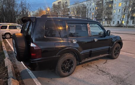 Mitsubishi Pajero III рестайлинг, 2006 год, 780 000 рублей, 5 фотография