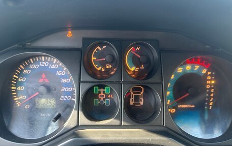 Mitsubishi Pajero III рестайлинг, 2006 год, 780 000 рублей, 20 фотография