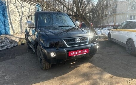 Mitsubishi Pajero III рестайлинг, 2006 год, 780 000 рублей, 21 фотография