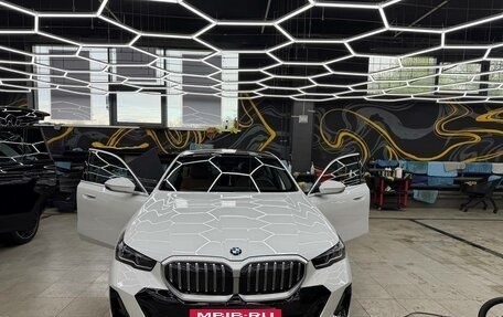 BMW 5 серия, 2025 год, 9 400 000 рублей, 8 фотография