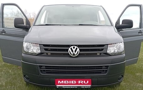 Volkswagen Transporter T5 рестайлинг, 2013 год, 2 550 000 рублей, 3 фотография